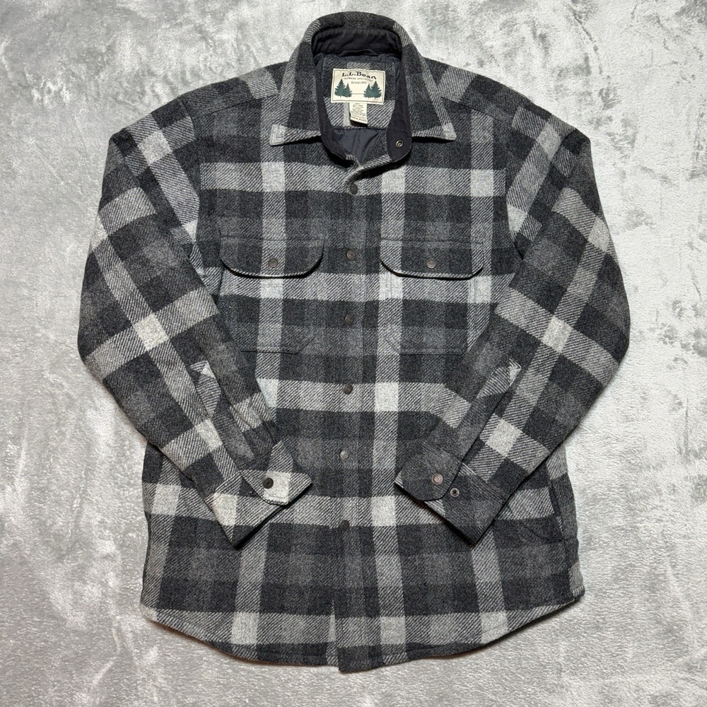 VTG L.L. Bean Wool Flannel Shirt Jacket Quilted Lined Plaid Medium 22.5x30.5